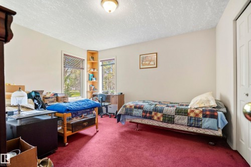 5011 64 Street, Rural Lac Ste. Anne County, AB - Indoor Photo Showing Bedroom