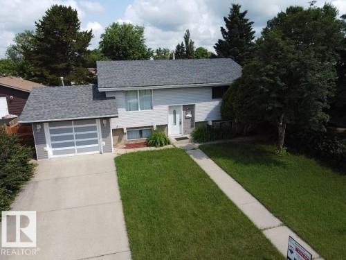 4522 56 Avenue  Wetaskiwin, AB T9A 2S2