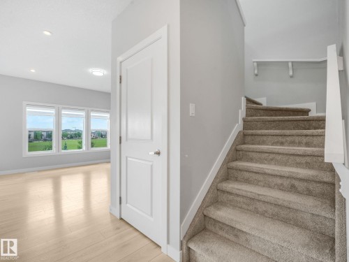 1057 Coopers Hawk Link, Edmonton, AB 