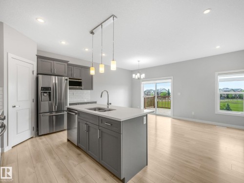 1057 Coopers Hawk Link, Edmonton, AB 