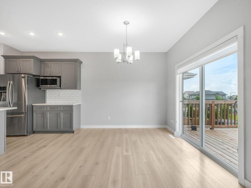 1057 Coopers Hawk Link, Edmonton, AB 