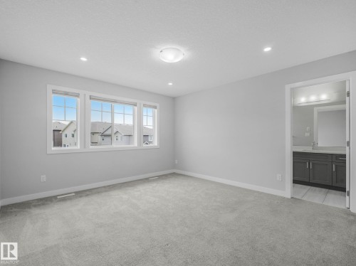 1057 Coopers Hawk Link, Edmonton, AB 
