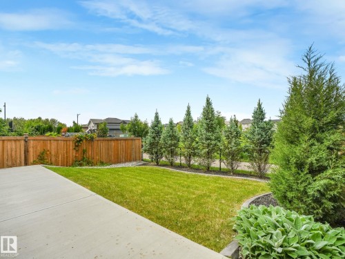 1057 Coopers Hawk Link, Edmonton, AB 