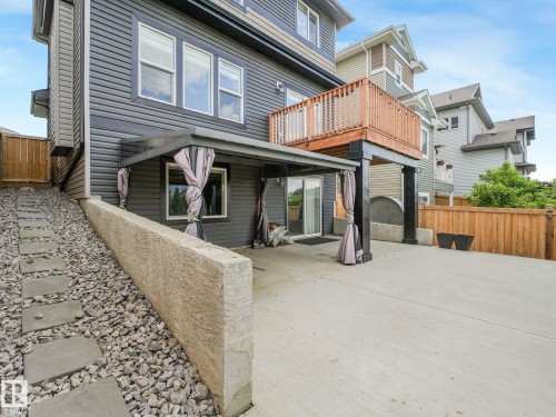 1057 Coopers Hawk Link, Edmonton, AB 