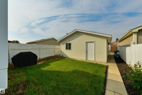 18423 96A Avenue, Edmonton, AB 