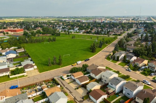 18423 96A Avenue, Edmonton, AB 