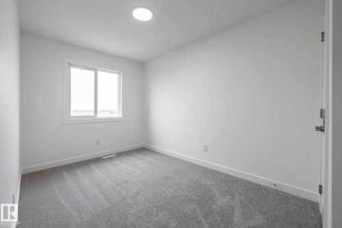 15643 2 Street, Edmonton, AB 