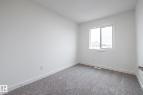 15643 2 Street, Edmonton, AB 