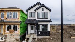 15643 2 Street NE Edmonton, AB T5Y 6K8
