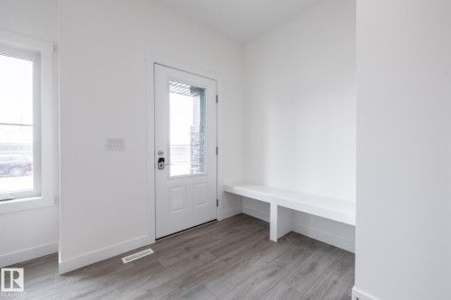 15643 2 Street, Edmonton, AB 