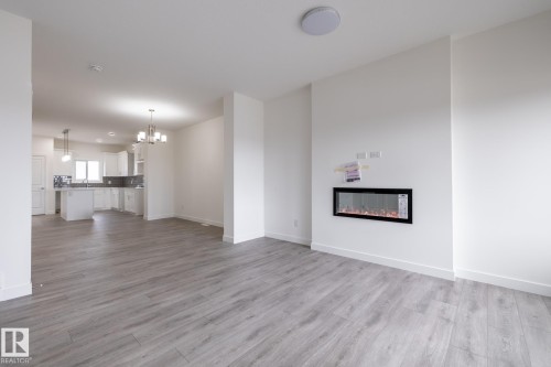 15643 2 Street, Edmonton, AB 