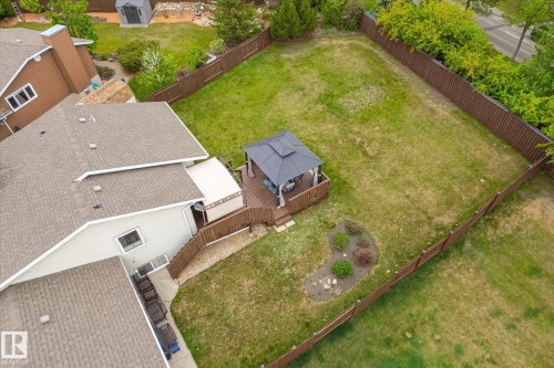 Expansive grass yard with a perimeter fence - 59 Patterson Crescent, St. Albert, AB - Outdoor
