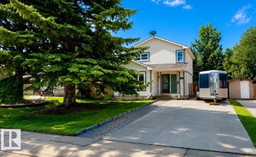 137 Greenwood Drive  Spruce Grove, AB T7X 1X8