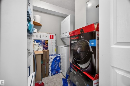 Image quality insufficient for description - 414 11214 80 Street, Edmonton, AB 