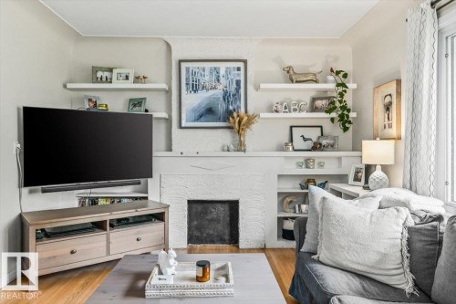 11430 122 Street, Edmonton, AB 