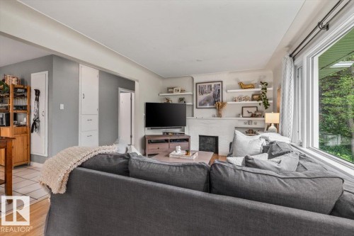 11430 122 Street, Edmonton, AB 