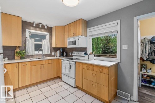 11430 122 Street, Edmonton, AB 