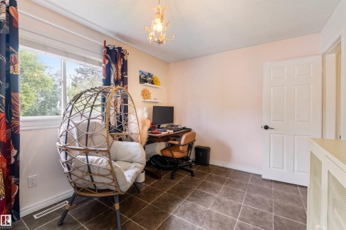 23 Glenhaven Crescent, St. Albert, AB 