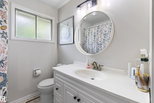 23 Glenhaven Crescent, St. Albert, AB 