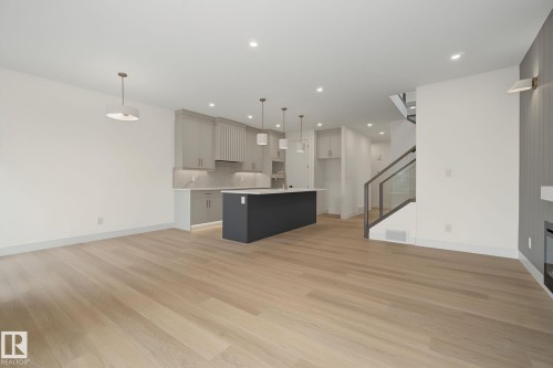 10617 60A Avenue, Edmonton, AB 