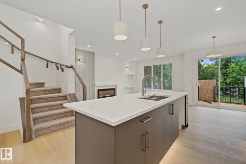10617 60A Avenue, Edmonton, AB 