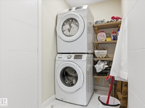 56 1051 Graydon Hill Boulevard, Edmonton, AB - Indoor Photo Showing Laundry Room