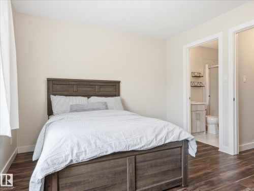 56 1051 Graydon Hill Boulevard, Edmonton, AB - Indoor Photo Showing Bedroom