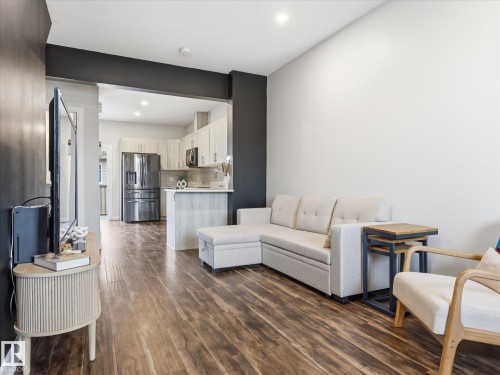 56 1051 Graydon Hill Boulevard, Edmonton, AB - Indoor Photo Showing Other Room