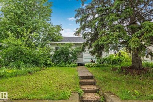 11209 38 Street, Edmonton, AB 