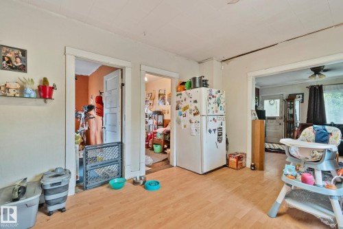 11209 38 Street, Edmonton, AB 