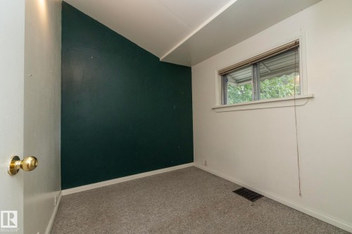 9820 79 Avenue, Edmonton, AB 