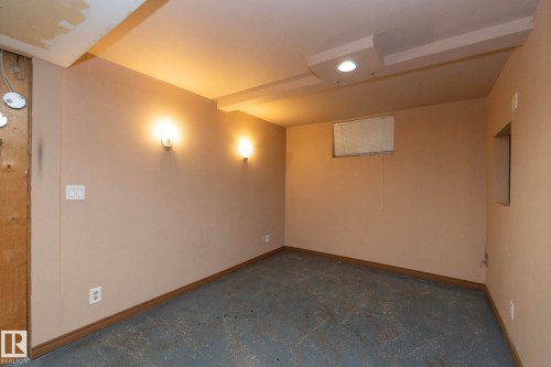 9820 79 Avenue, Edmonton, AB 