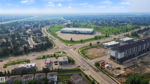 Image quality insufficient for description - 15 450 Hyndman Crescent, Edmonton, AB 