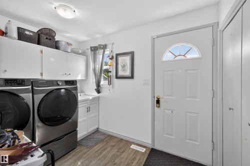 13407 59 Street Nw, Edmonton, AB - Indoor Photo Showing Laundry Room