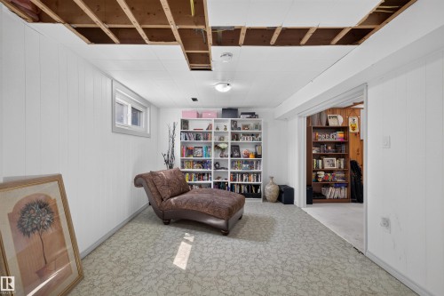 13407 59 Street Nw, Edmonton, AB - Indoor Photo Showing Other Room