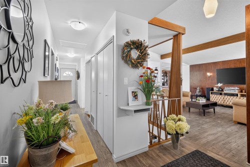 13407 59 Street Nw, Edmonton, AB - Indoor Photo Showing Other Room
