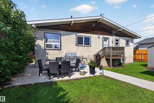13407 59 Street Nw, Edmonton, AB - Outdoor