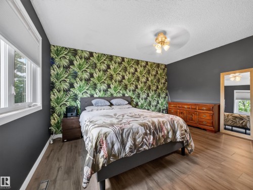 11312 165 Avenue, Edmonton, AB 