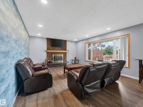 11312 165 Avenue, Edmonton, AB 