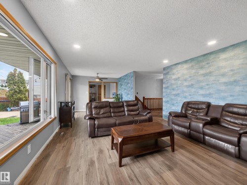 11312 165 Avenue, Edmonton, AB 