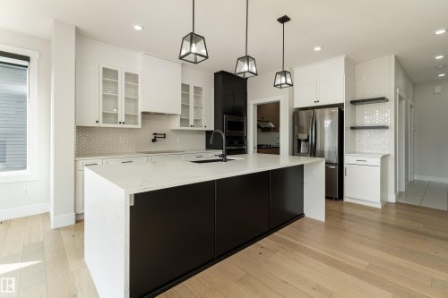 9383 226 Street, Edmonton, AB 