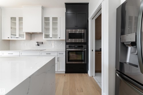 9383 226 Street, Edmonton, AB 