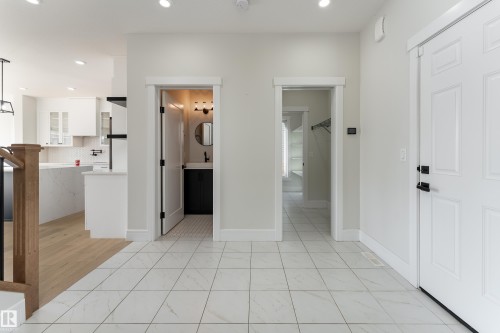 9383 226 Street, Edmonton, AB 