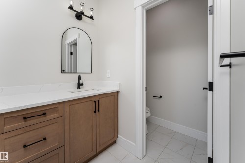 9383 226 Street, Edmonton, AB 