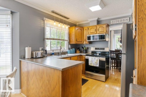 17115 92 Street, Edmonton, AB 