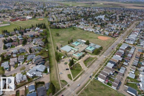 17115 92 Street, Edmonton, AB 