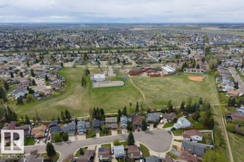17115 92 Street, Edmonton, AB 