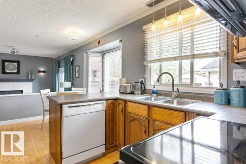 17115 92 Street, Edmonton, AB 