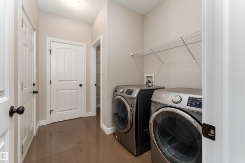 7916 18 Avenue, Edmonton, AB 
