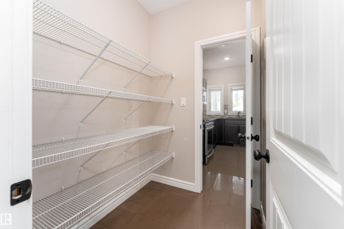 7916 18 Avenue, Edmonton, AB 